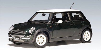 1:18 BMW MINI COOPER GREEN (NO SUNROOF)