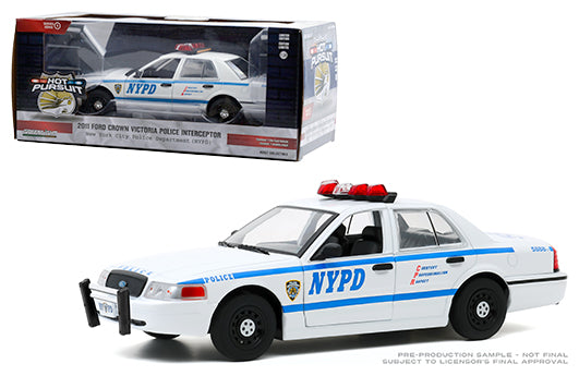 1 24 Hot Pursuit 2011 Ford Crown Victoria Police New York City Polic Auto World